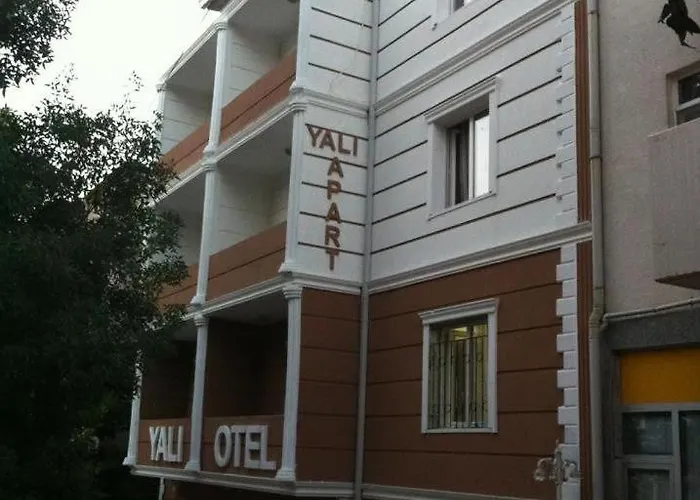 Hotel Yali Apart